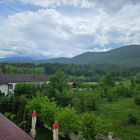 Family Hotel Komhotel Berkovica Exteriér fotografie