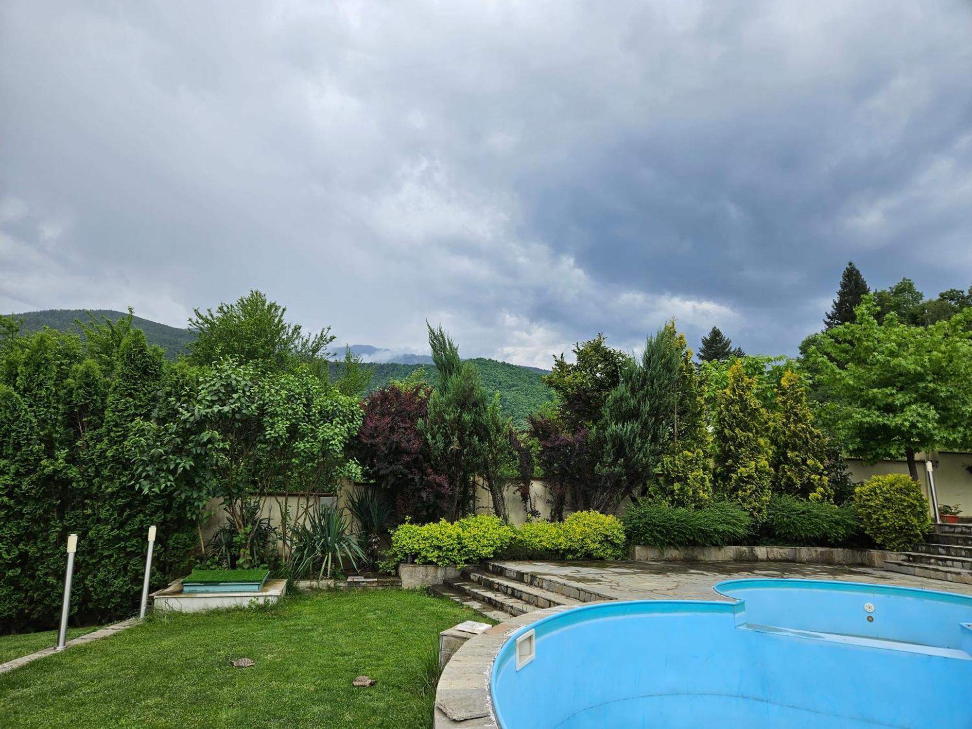 Family Hotel Komhotel Berkovica Exteriér fotografie